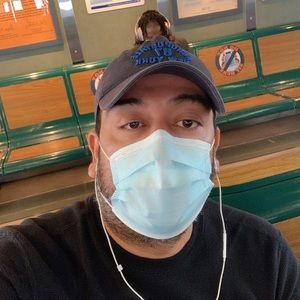 Meet your Posher, Cesar